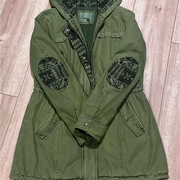 Levi's Green Utility Jacket with Hood and Aztec designed Sleeves - Picture 1 of 11